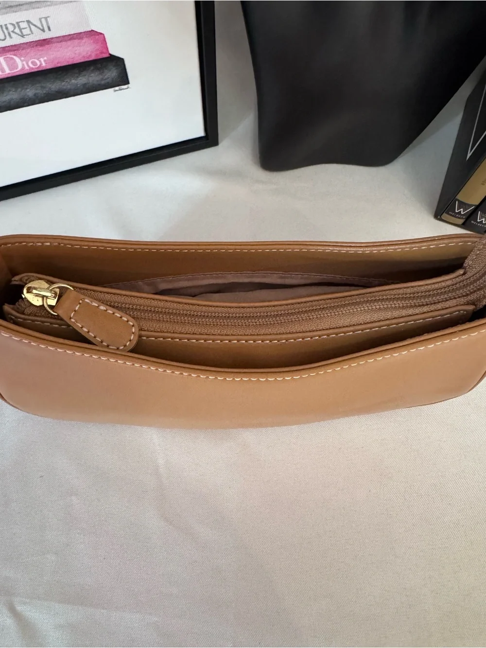 Liz Claiborne Camel Shoulder Bag - Picture 10 of 11